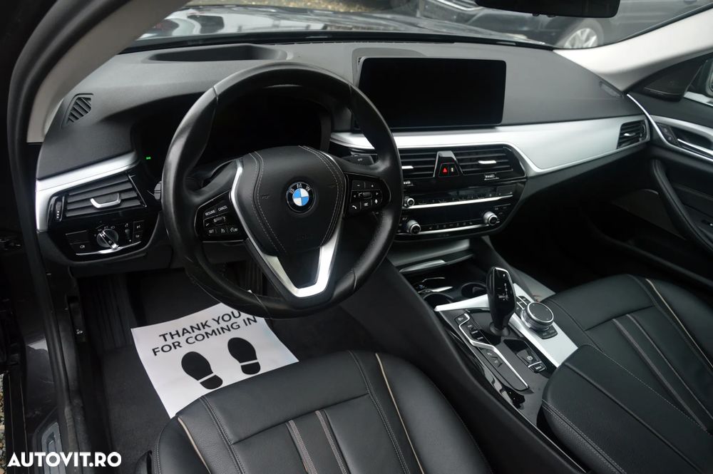 BMW Seria 5 518d AT MHEV - 24