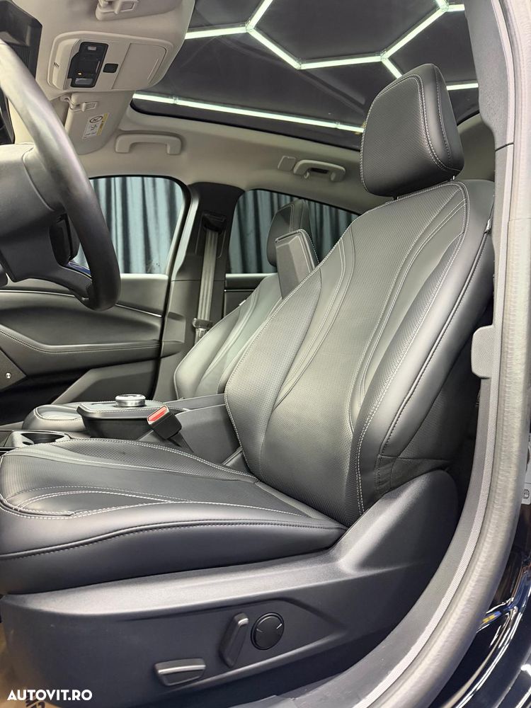 Ford Mustang Mach-E - 13