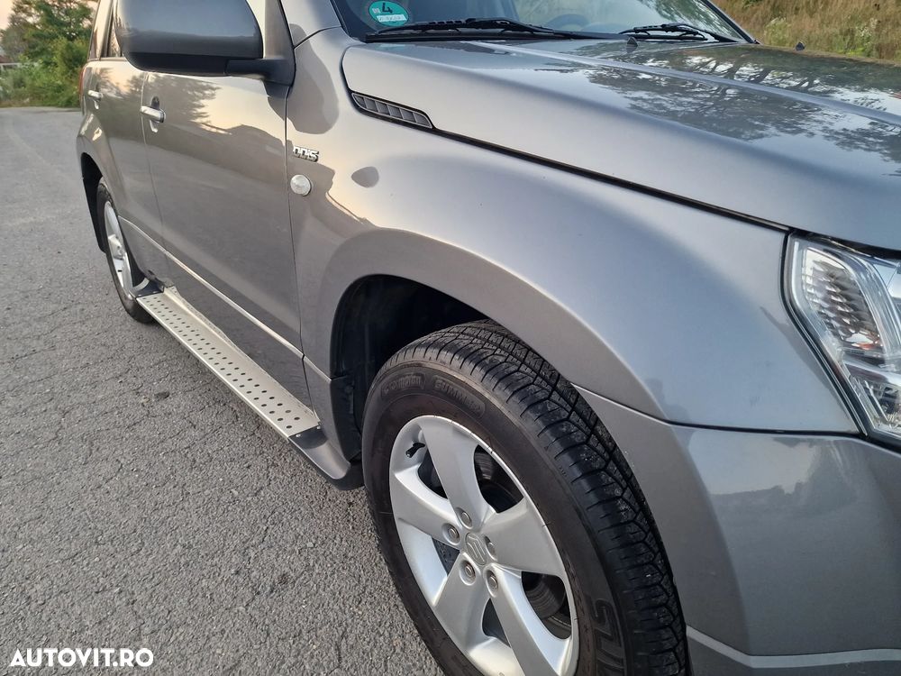 Suzuki Grand Vitara 1.9 DDiS Comfort DPF Family - 11