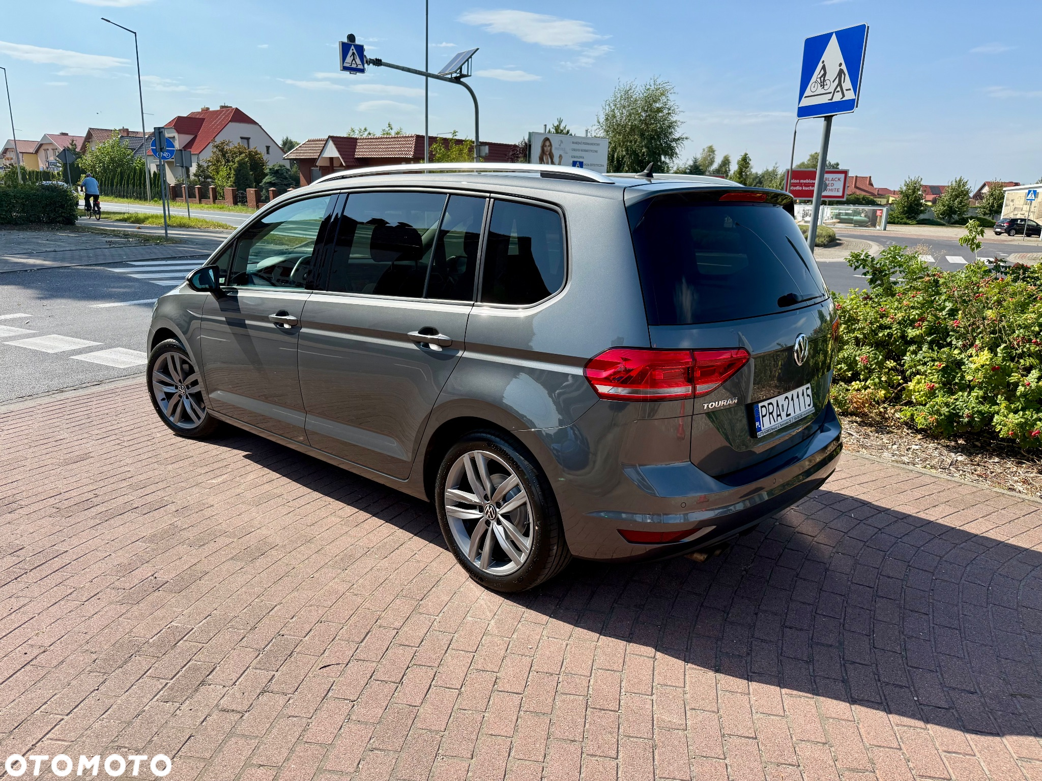 Volkswagen Touran 1.4 TSI (BlueMotion Technology) Comfortline - 6
