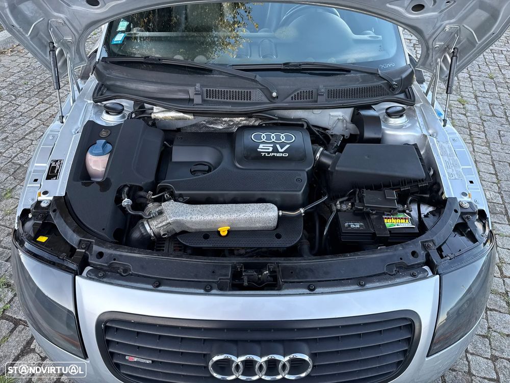 Audi TT Coupé 1.8 T S-line - 12