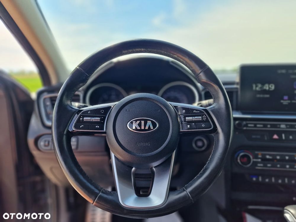 Kia Ceed 1.6 CRDi Eco-Dynamics+ (48V Mild-Hybrid) DCT7 Platinum Edition - 26