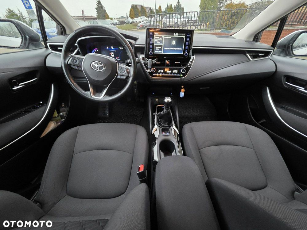 Toyota Corolla - 22