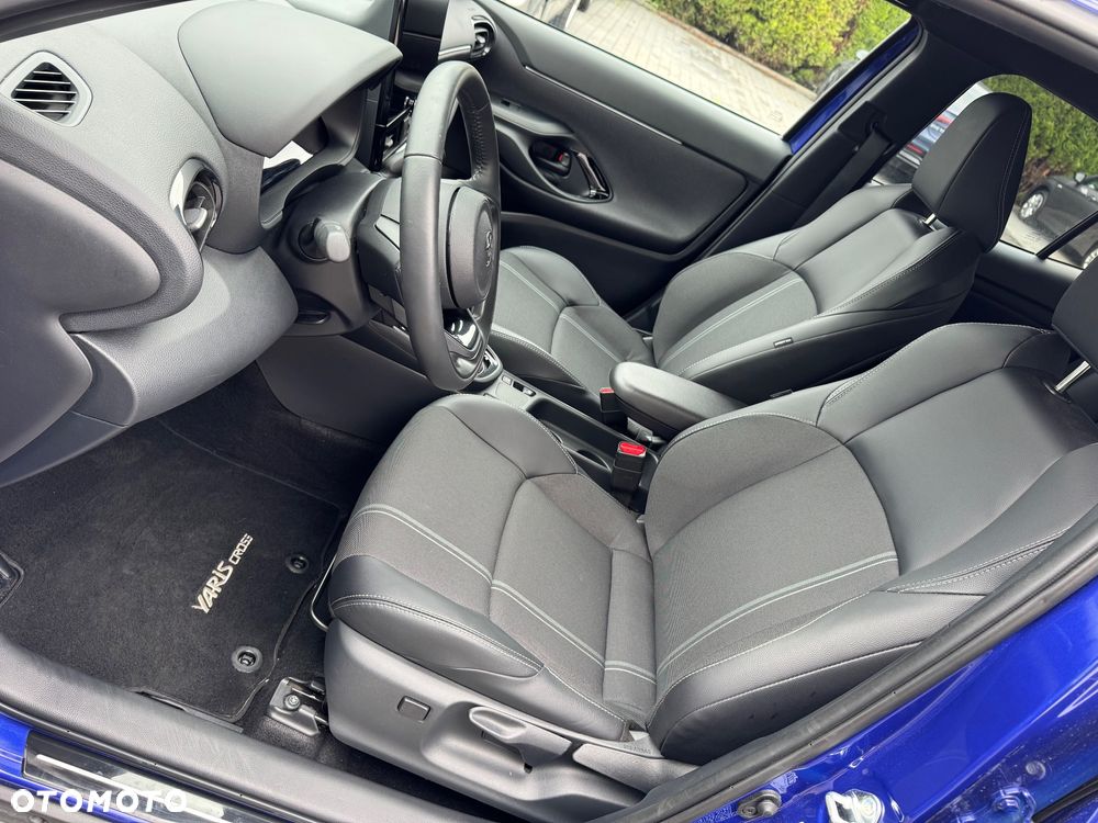 Toyota Yaris Cross Hybrid 1.5 Executive - 17