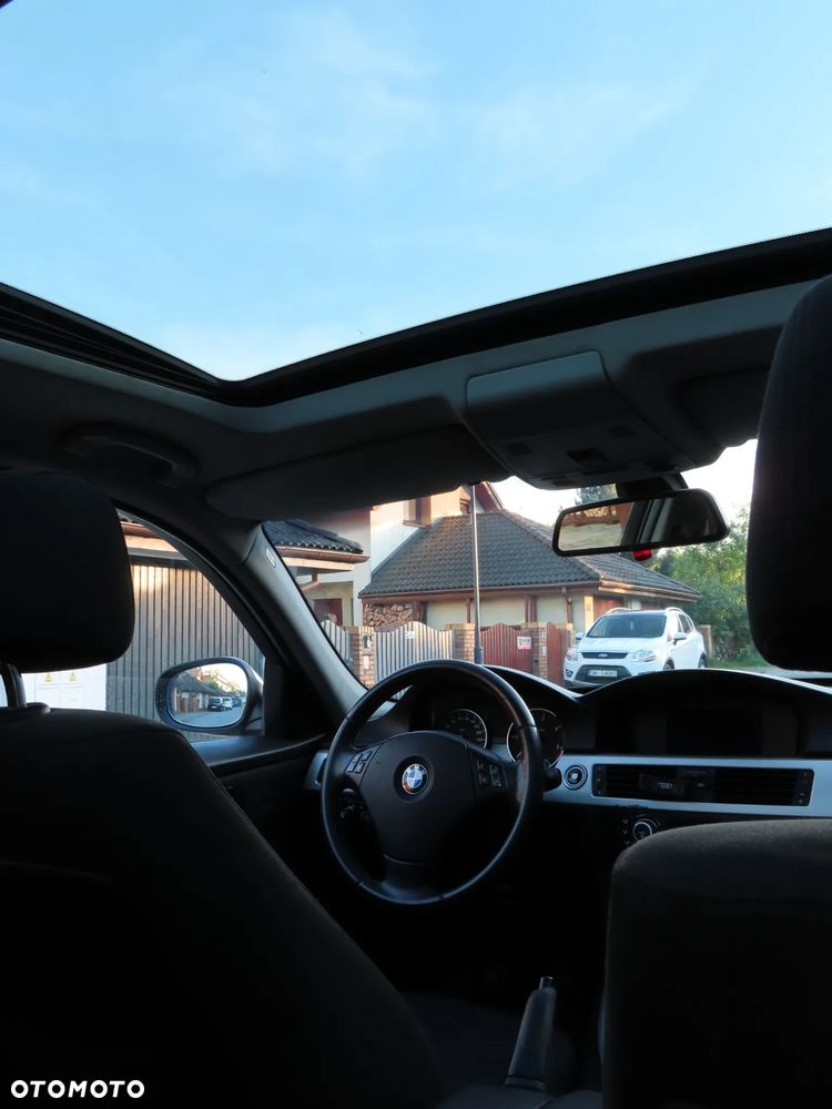 BMW Seria 3 320d - 15