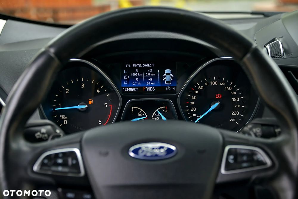 Ford Kuga 2.0 TDCi 4WD Titanium Plus - 36