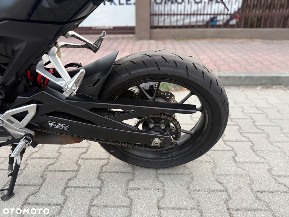 Honda CB - 28