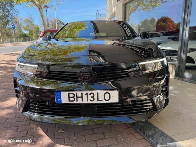 Opel Astra 1.2 T GS Line - 3