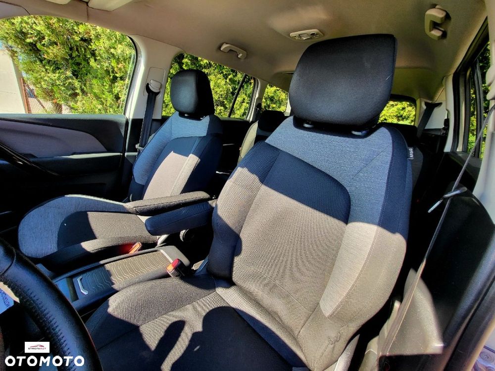 Citroën C4 Grand Picasso - 32