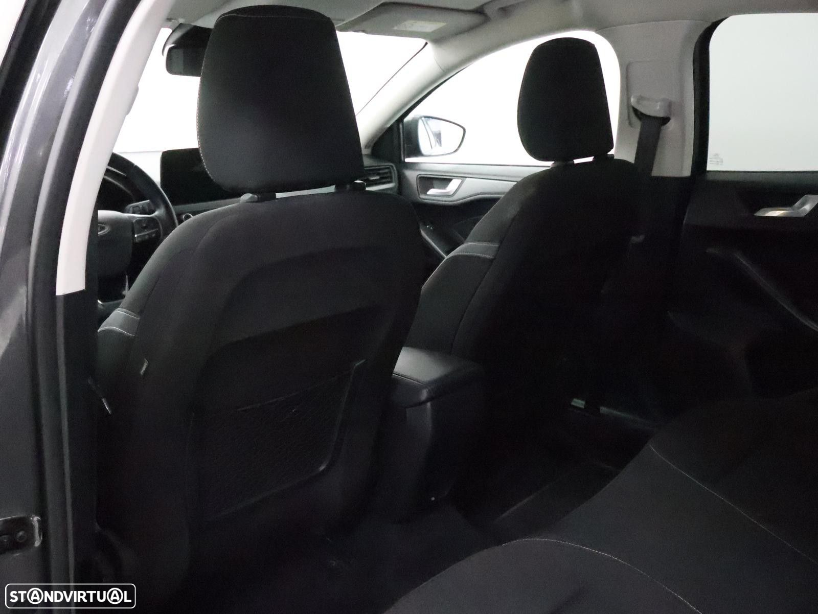 Ford Focus 1.0 EcoBoost MHEV Connected - 29