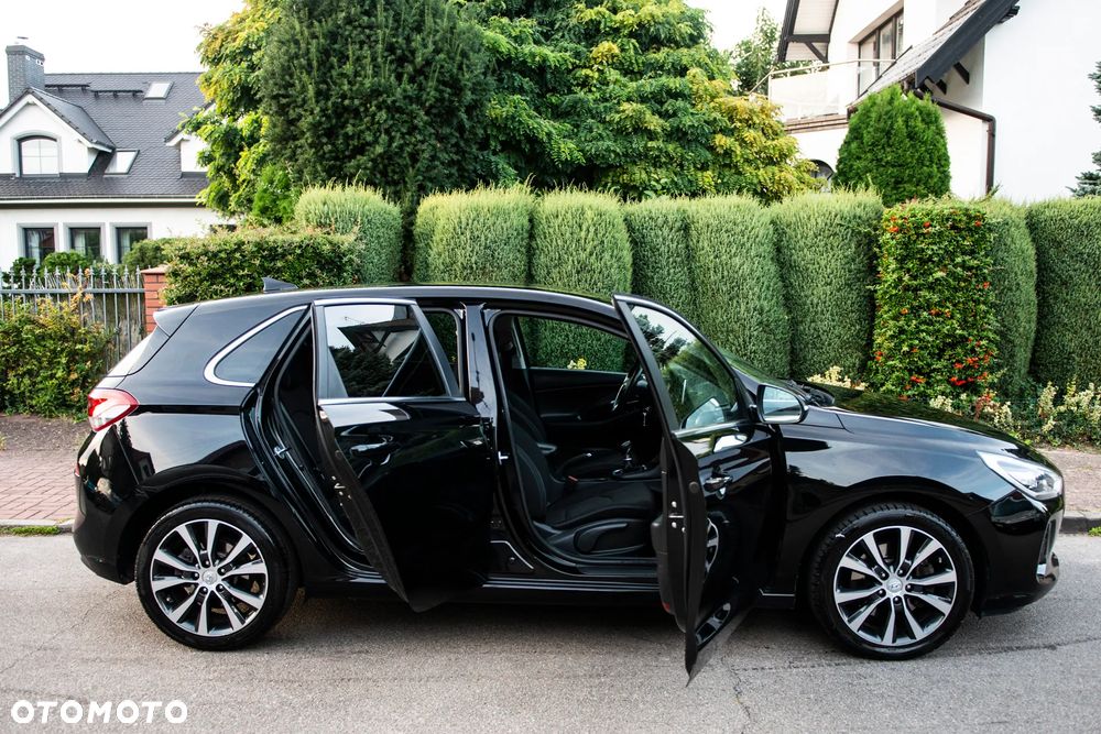 Hyundai i30 1.4 T-GDI YES!+ - 8