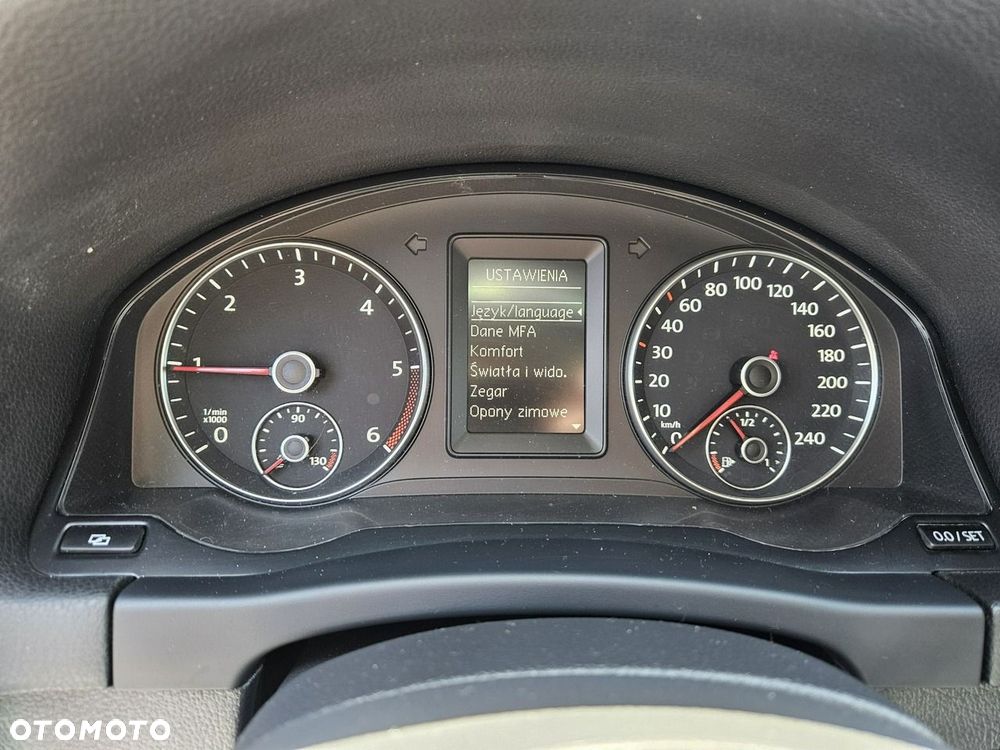 Volkswagen Golf Plus - 12