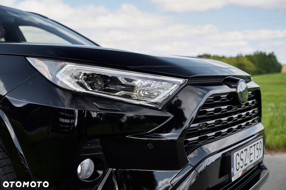 Toyota RAV4 2.5 Hybrid Black Edition by JBL 4x4 - 17