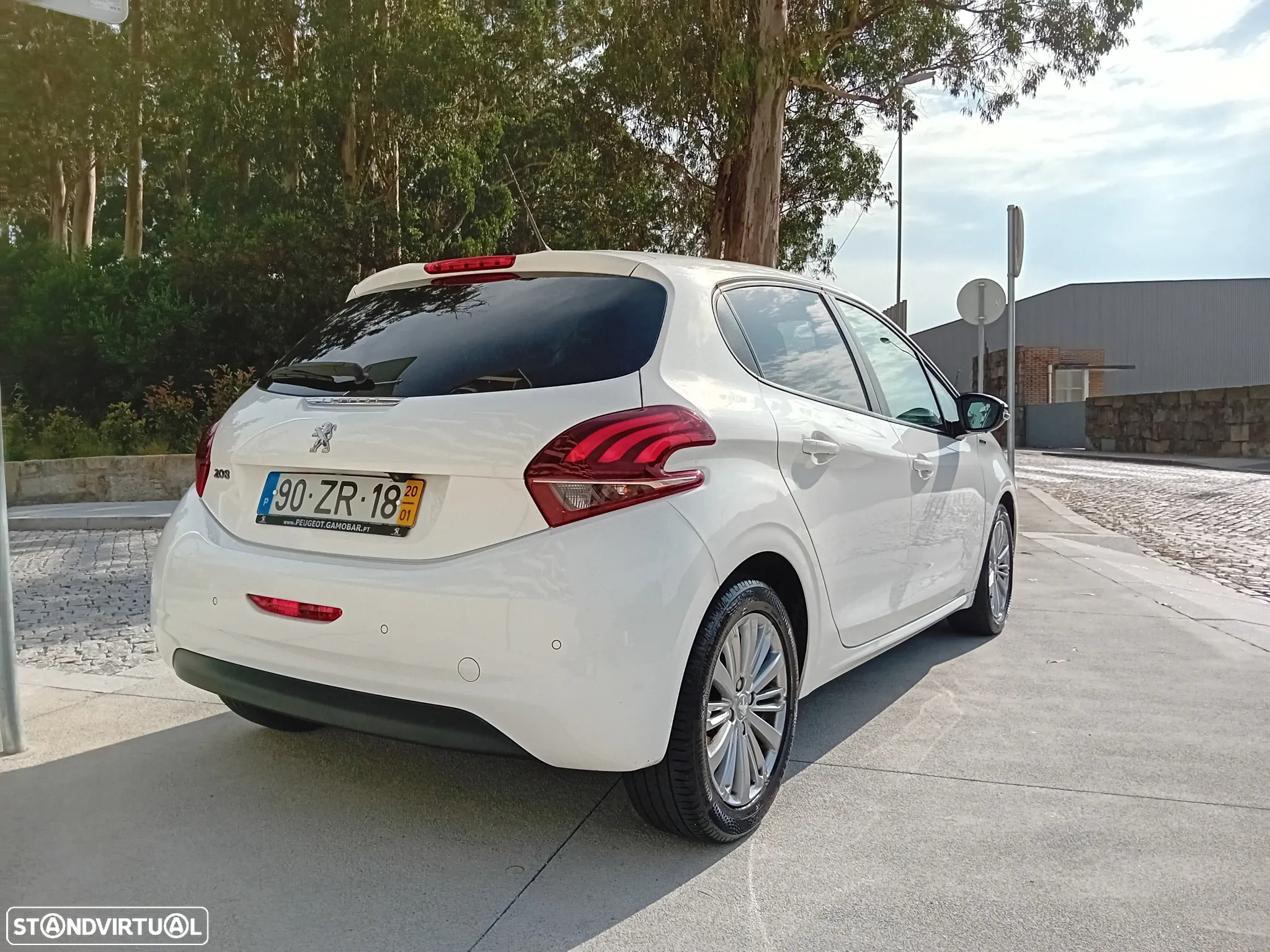 Peugeot 208 1.5 BlueHDi Signature - 7