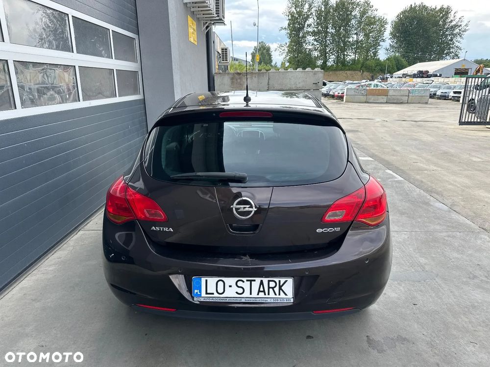 Opel Astra - 2