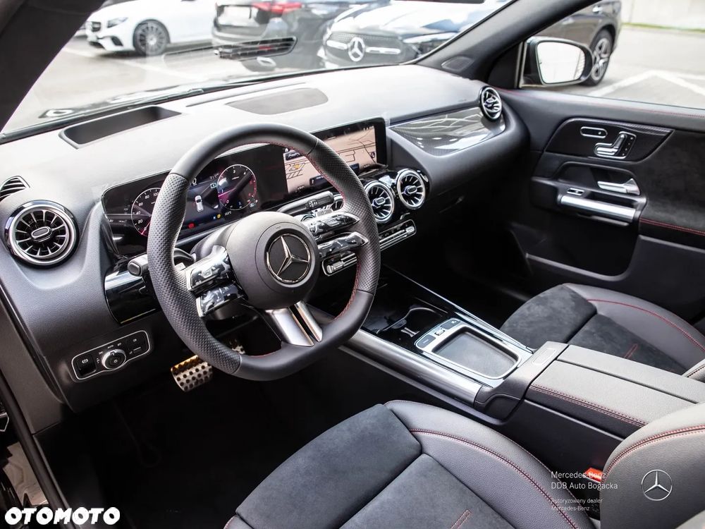 Mercedes-Benz GLA 220 d 4-Matic AMG Line - 7