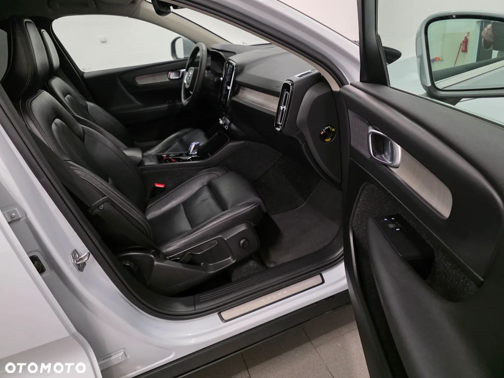 Volvo XC 40 D3 SCR Inscription - 30