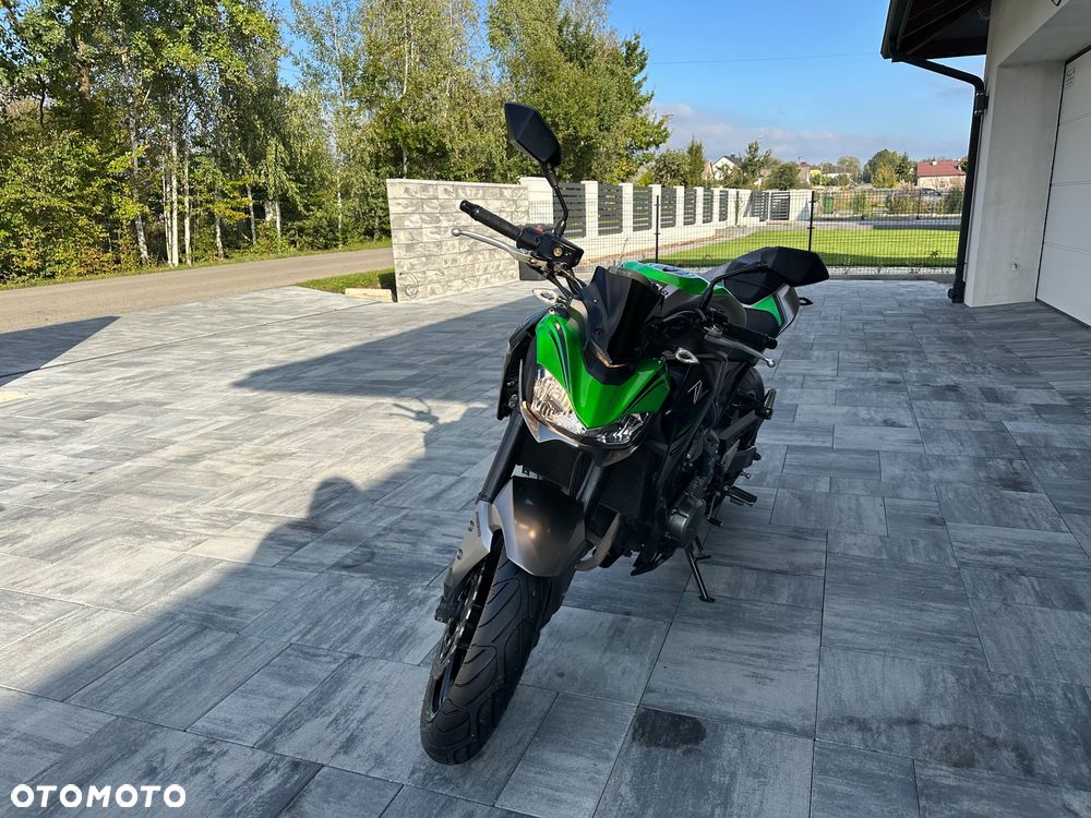 Kawasaki Z 900 - 10