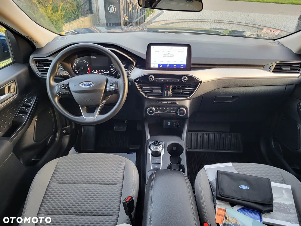 Ford Kuga - 11
