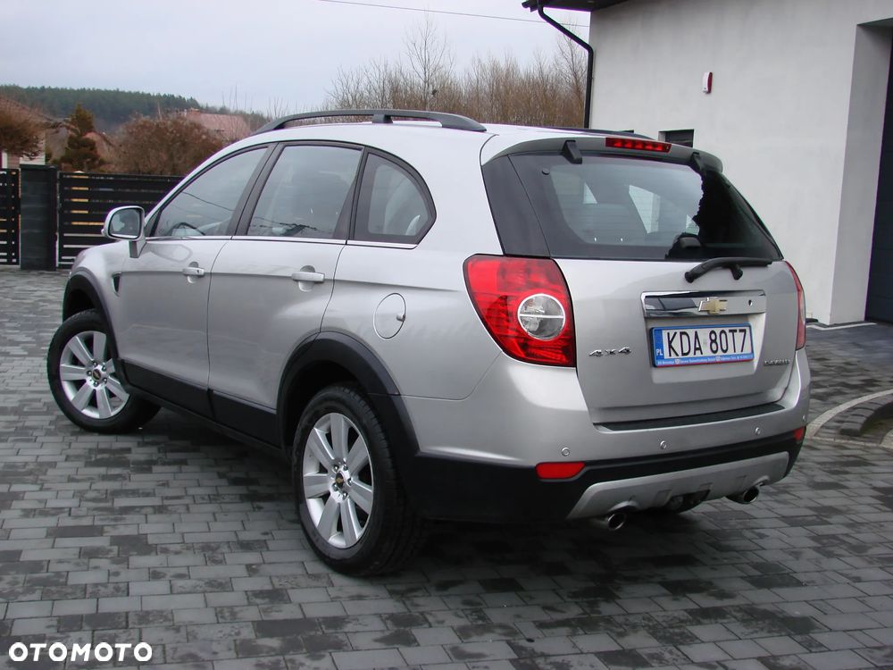 Chevrolet Captiva - 16