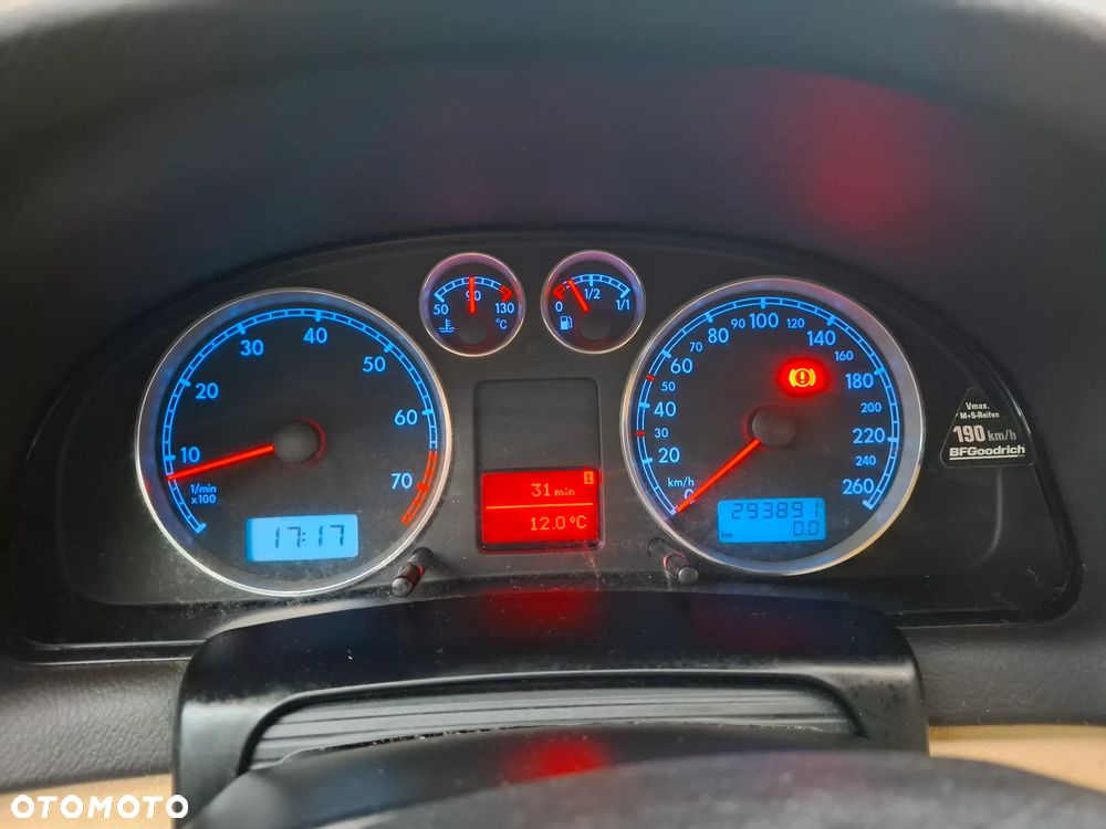 Volkswagen Passat - 7