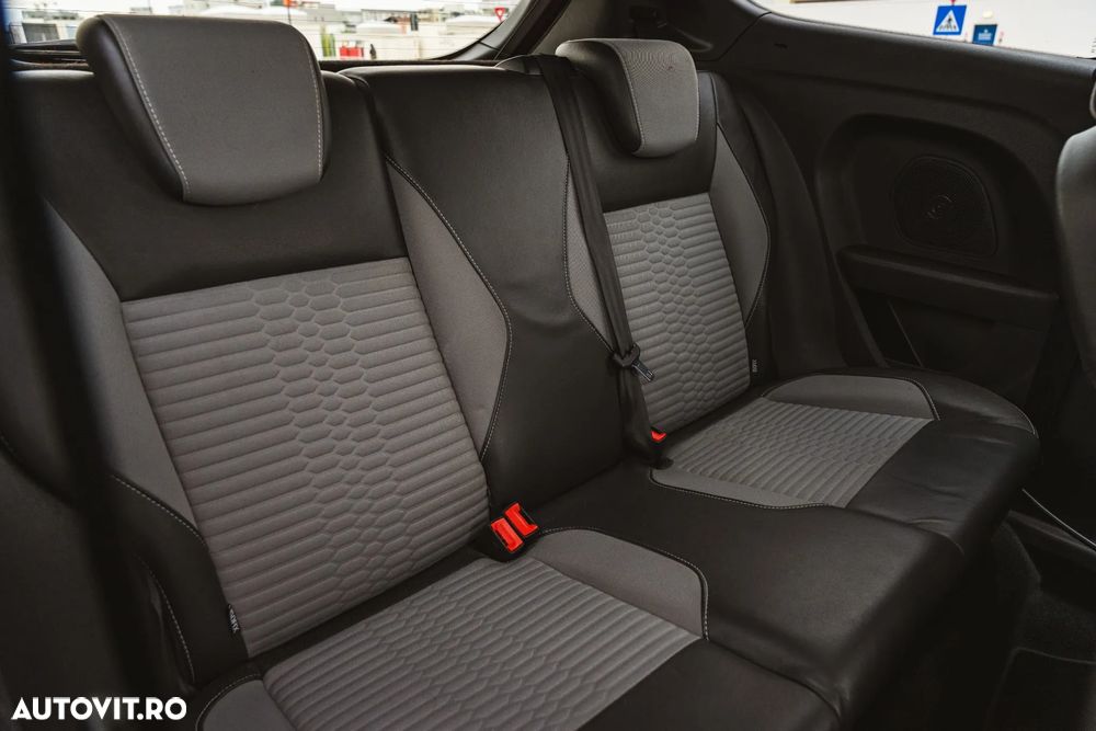 Ford Fiesta 1.6 ST - 9