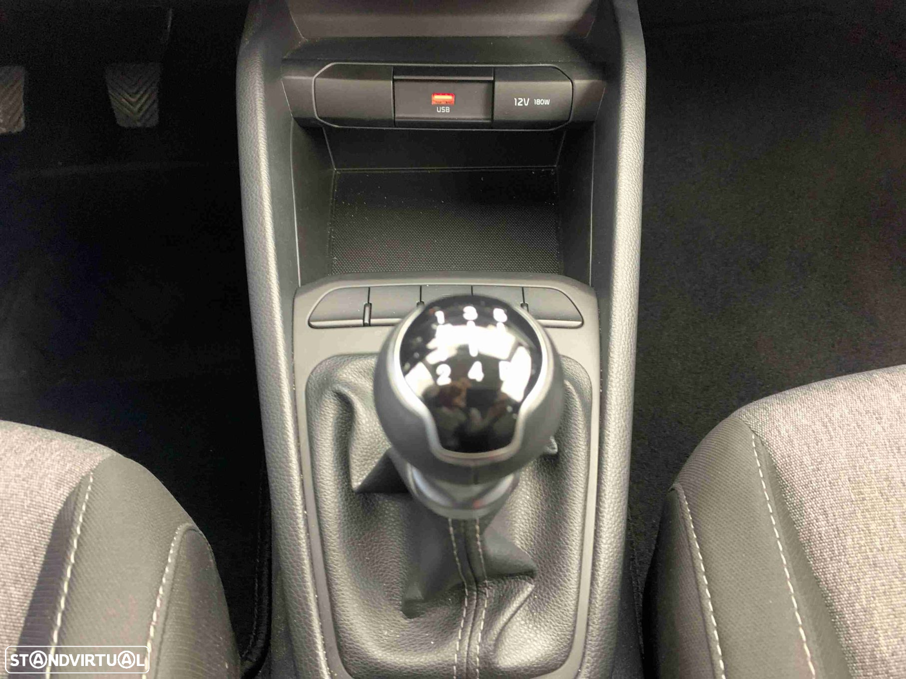 Kia Stonic 1.2 Dynamic - 10