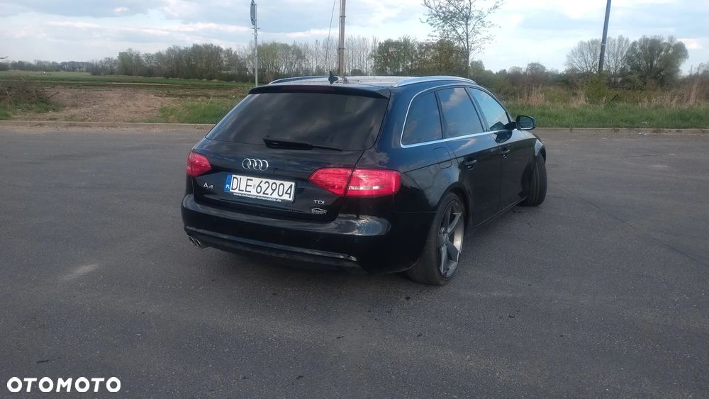 Audi A4 Avant 2.0 TDI DPF clean diesel Ambiente - 11