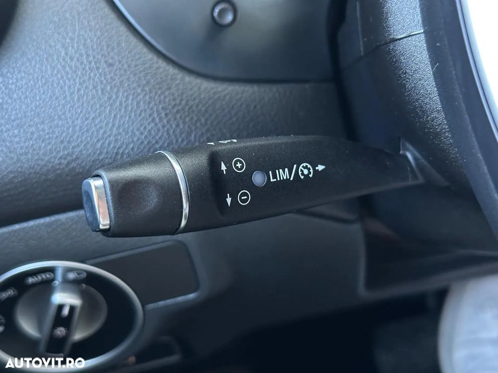 Mercedes-Benz CLA 200 CDI 7G-DCT - 28