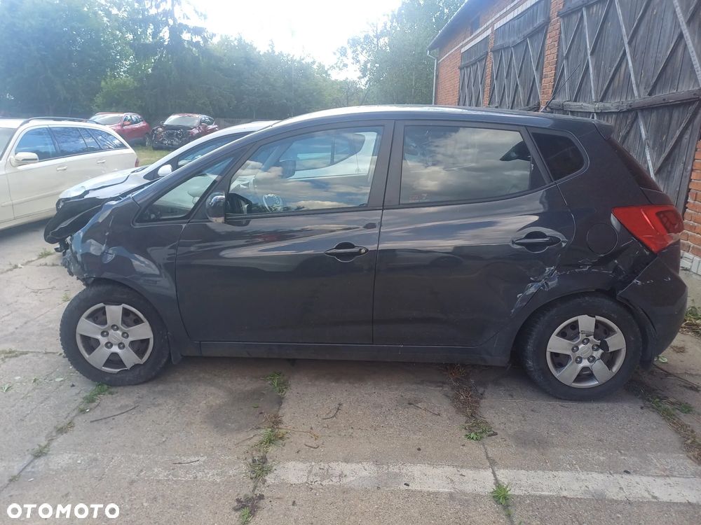 Kia Venga 1.6 L - 2