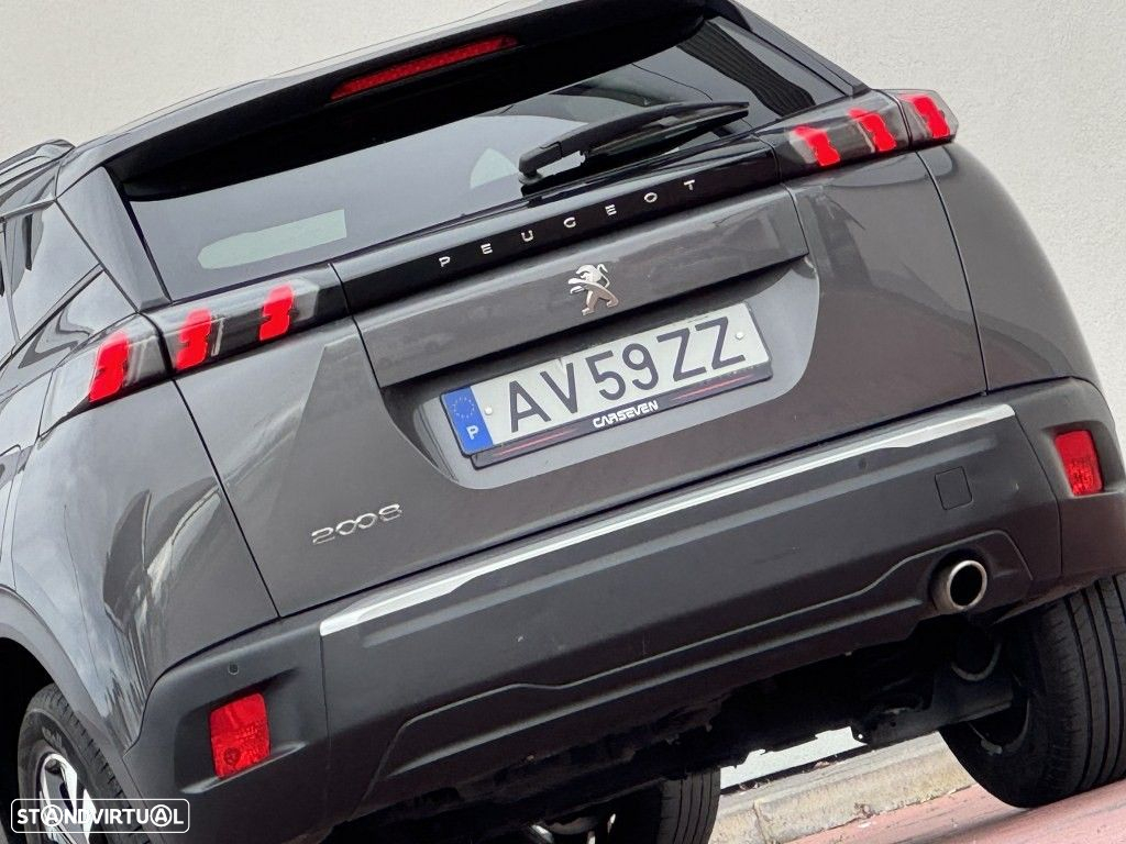 Peugeot 2008 1.5 BlueHDi Allure Pack EAT8 - 44