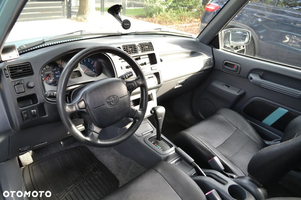 Toyota RAV4 2.0 Fun - 19