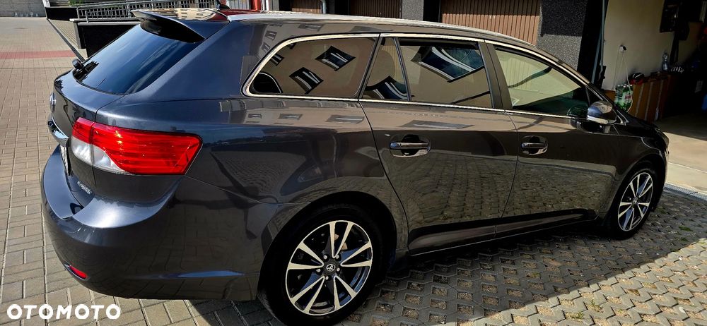 Toyota Avensis 2.0 D-4D - 4