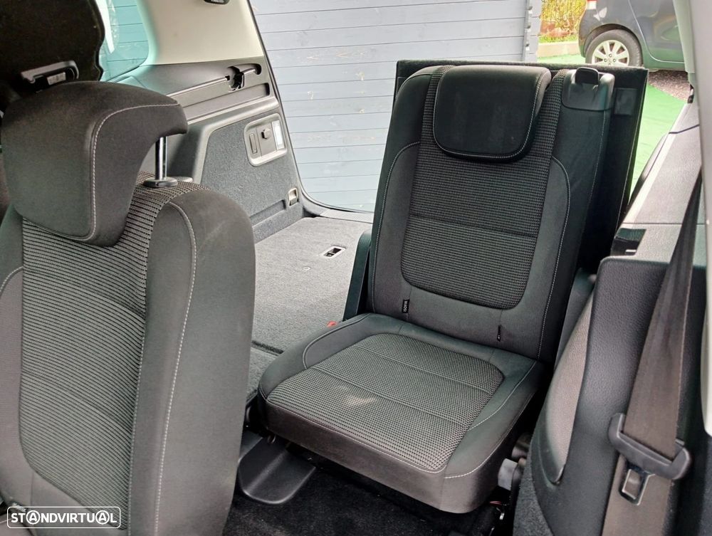 VW Sharan 2.0 TDI Trendline - 10