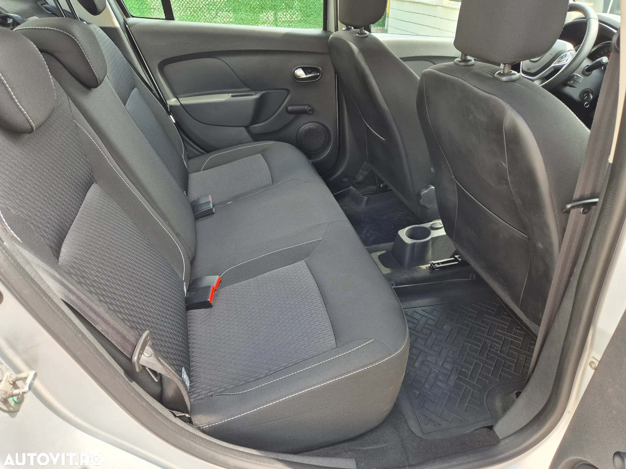 Dacia Logan 1.5 75CP Laureate - 6