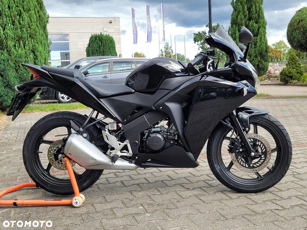 Honda CBR - 3
