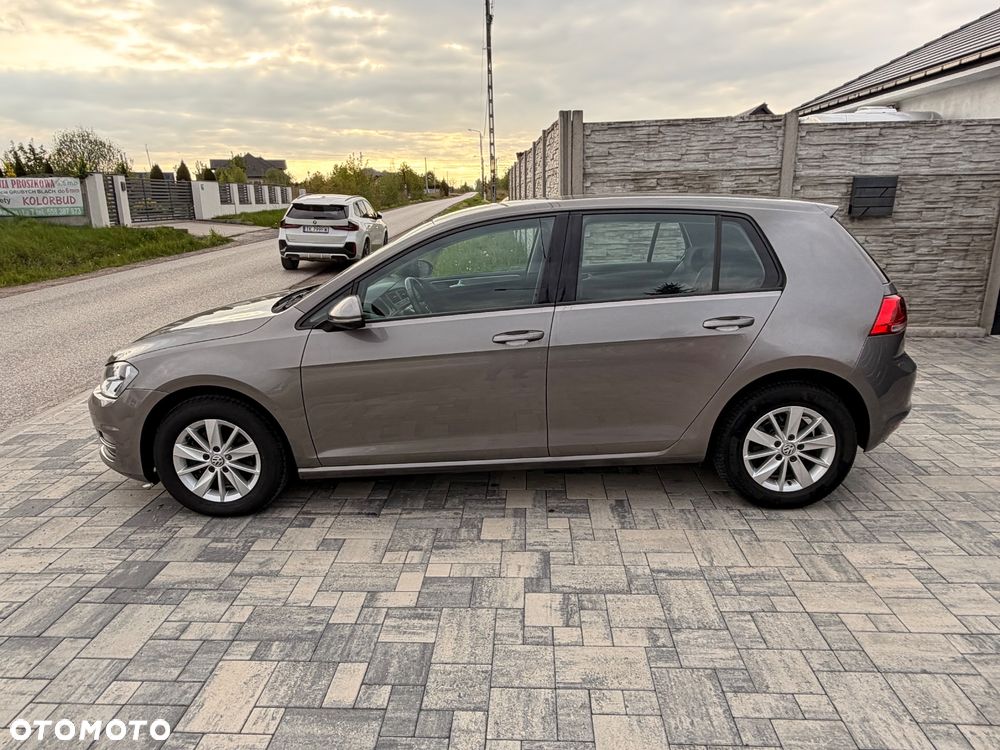 Volkswagen Golf 1.6 TDI BlueMotion Comfortline - 9