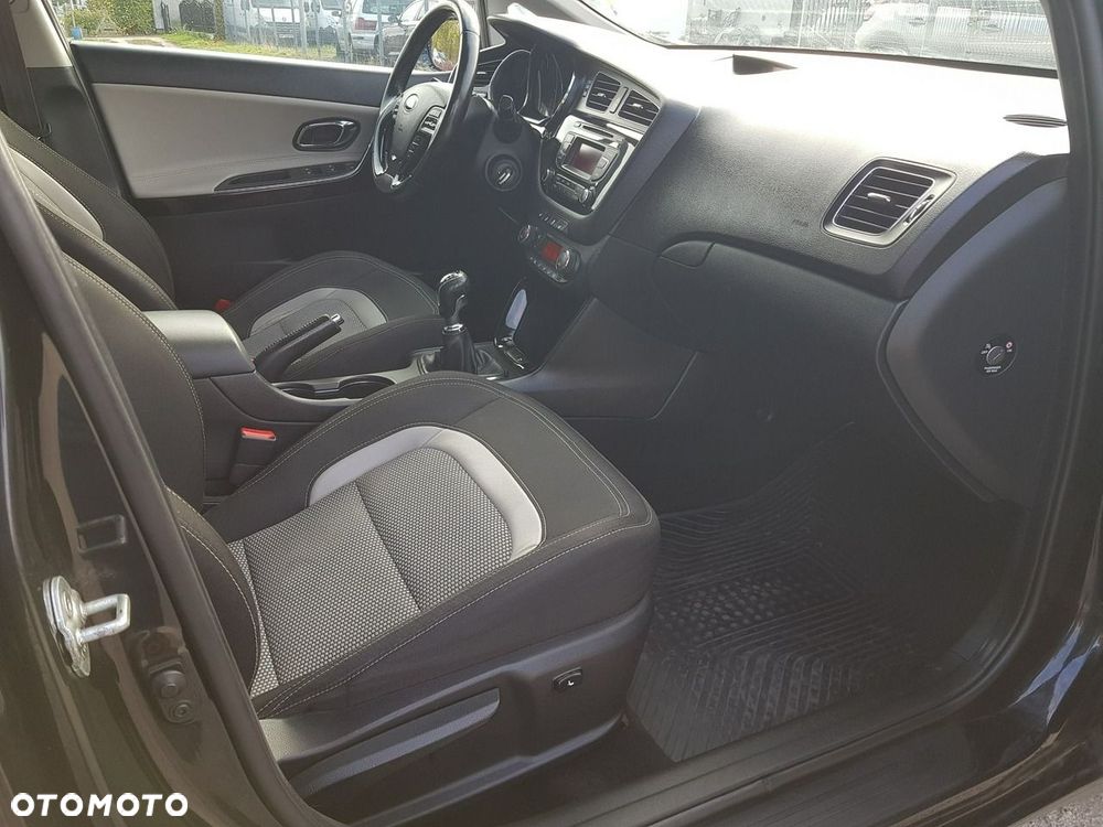 Kia Ceed 1.6 CRDi L - 16