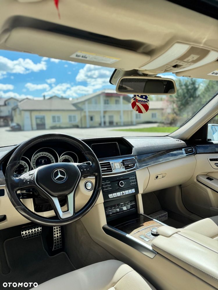 Mercedes-Benz Klasa E 350 7G-TRONIC - 24