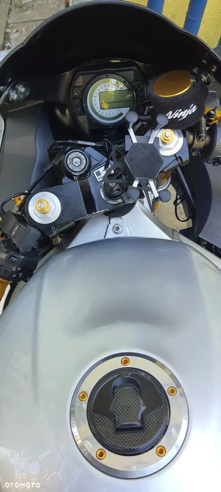 Kawasaki Ninja - 5