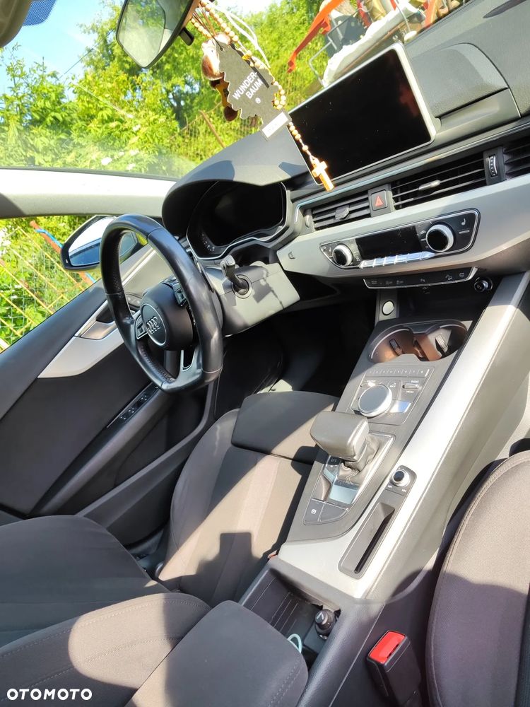 Audi A4 Allroad - 4