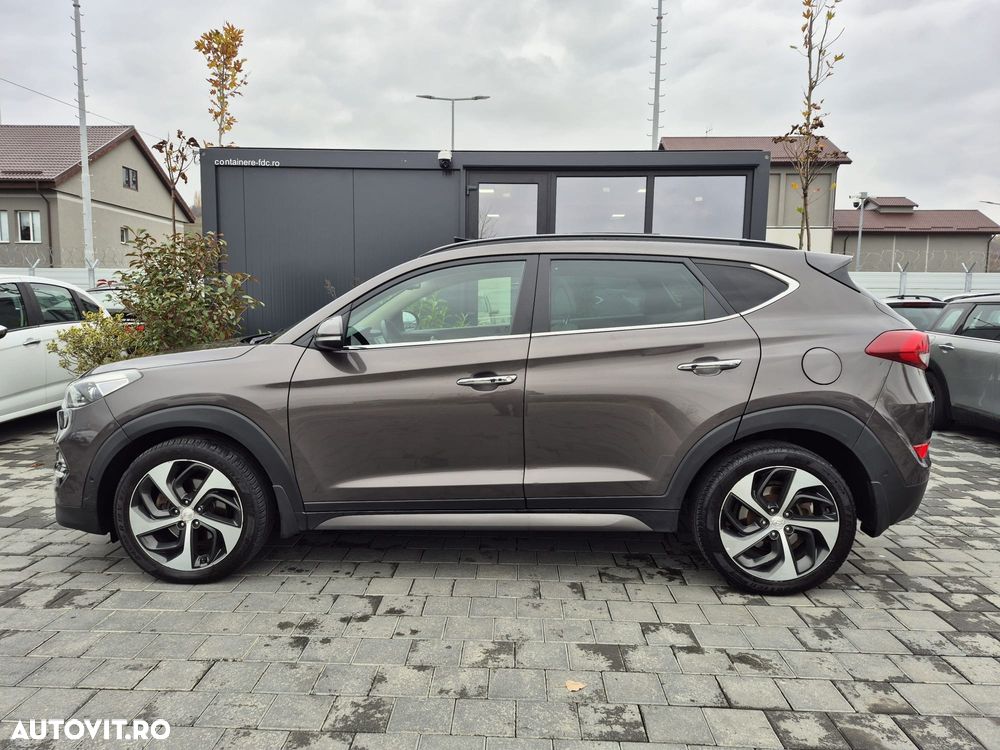 Hyundai Tucson - 2