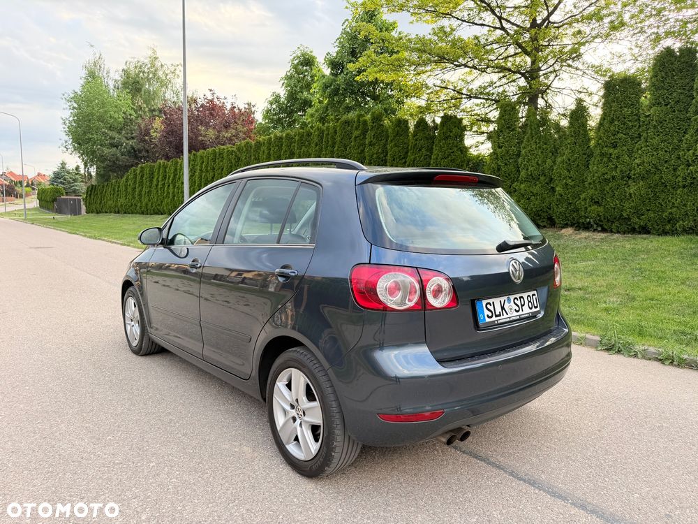 Volkswagen Golf Plus - 12