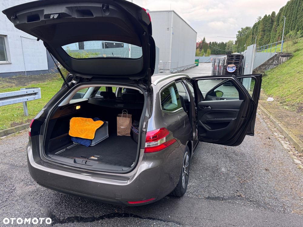 Peugeot 308 1.2 PureTech Allure S&S - 14
