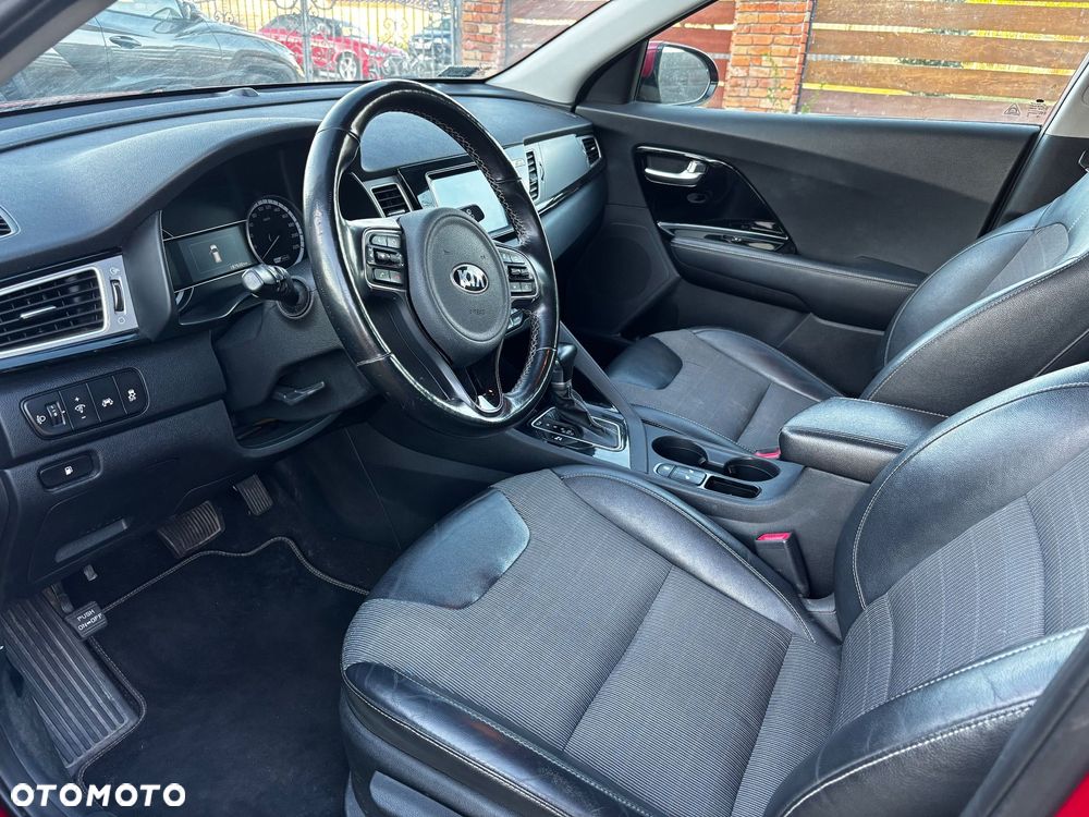 Kia Niro 1.6 GDI Hybrid M - 10
