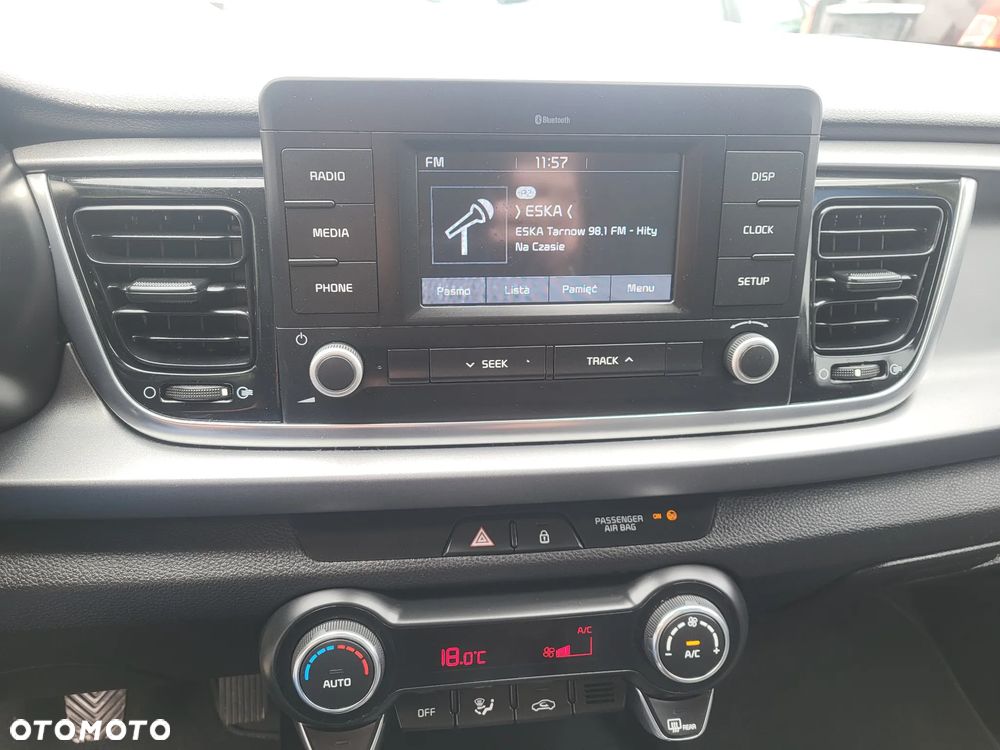 Kia Rio 1.4 L - 15