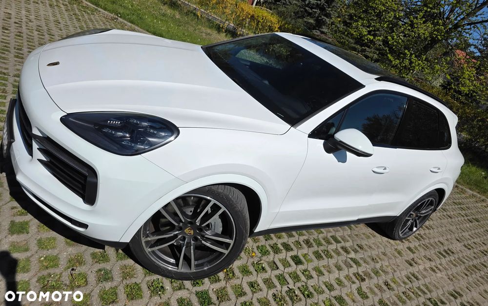 Porsche Cayenne S - 3