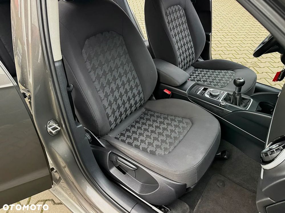 Audi A3 Sportback 1.4 TFSI Attraction - 31