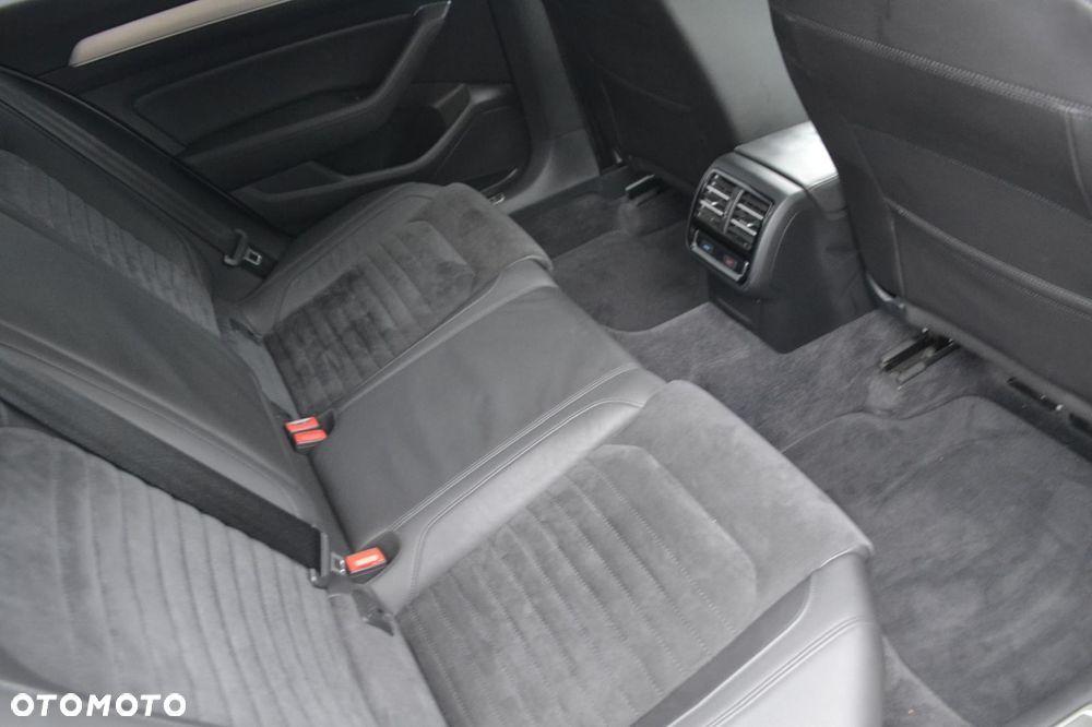 Volkswagen Passat 1.8 TSI BMT Comfortline DSG - 27