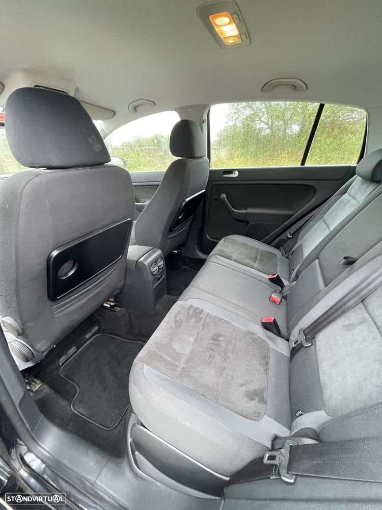 VW Golf Plus 1.6 TDi DPF BlueMotion DSG Comfortline - 12